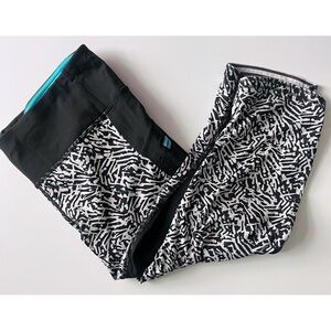 Lululemon • Run: Top Speed Crop in Mini Brushed Animal Black White / Black